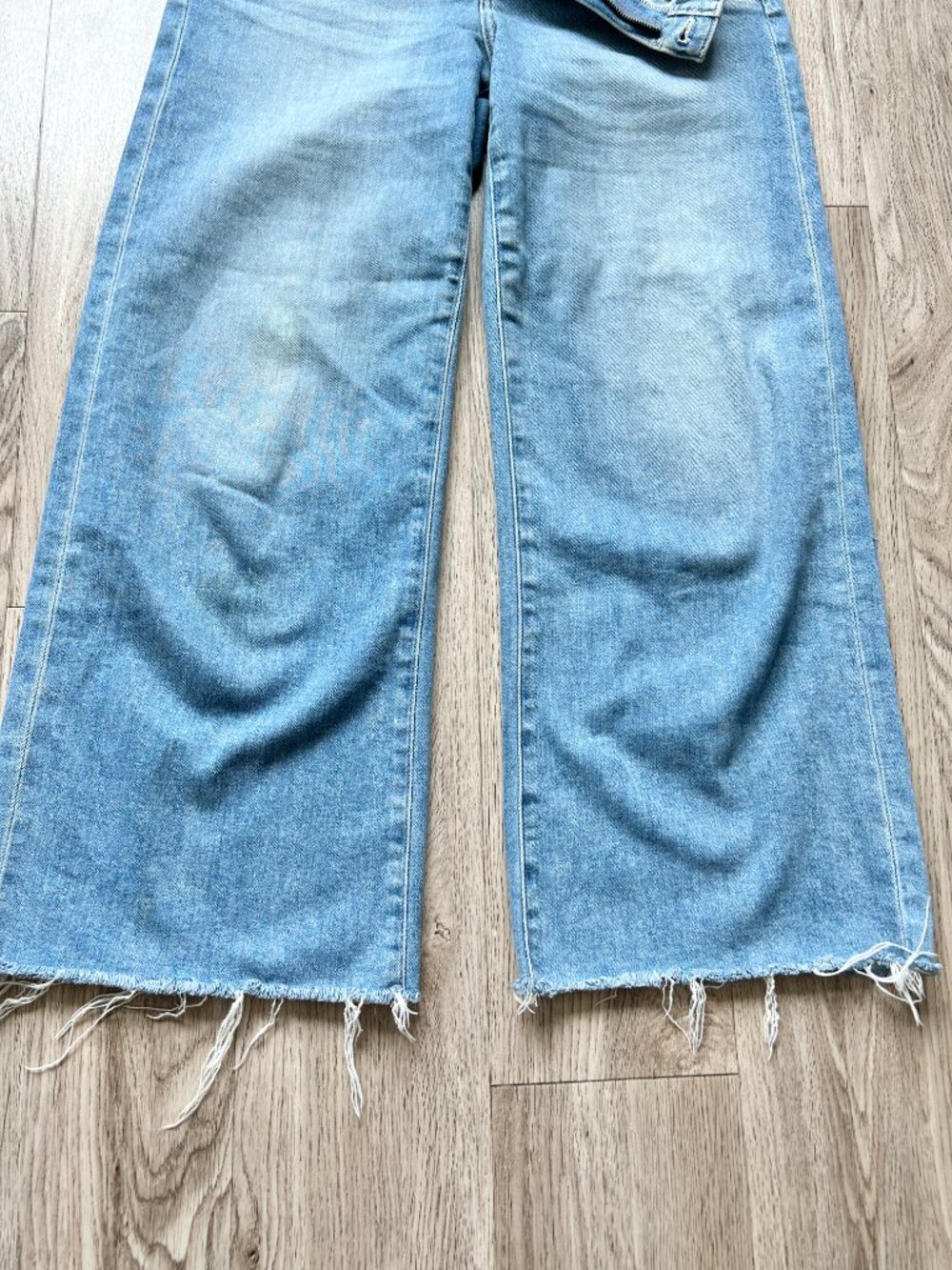 Paige Anessa High Rise Wide Leg Jean Light Wash in Sunnie Distressed Size 28 - Picture 10 of 14